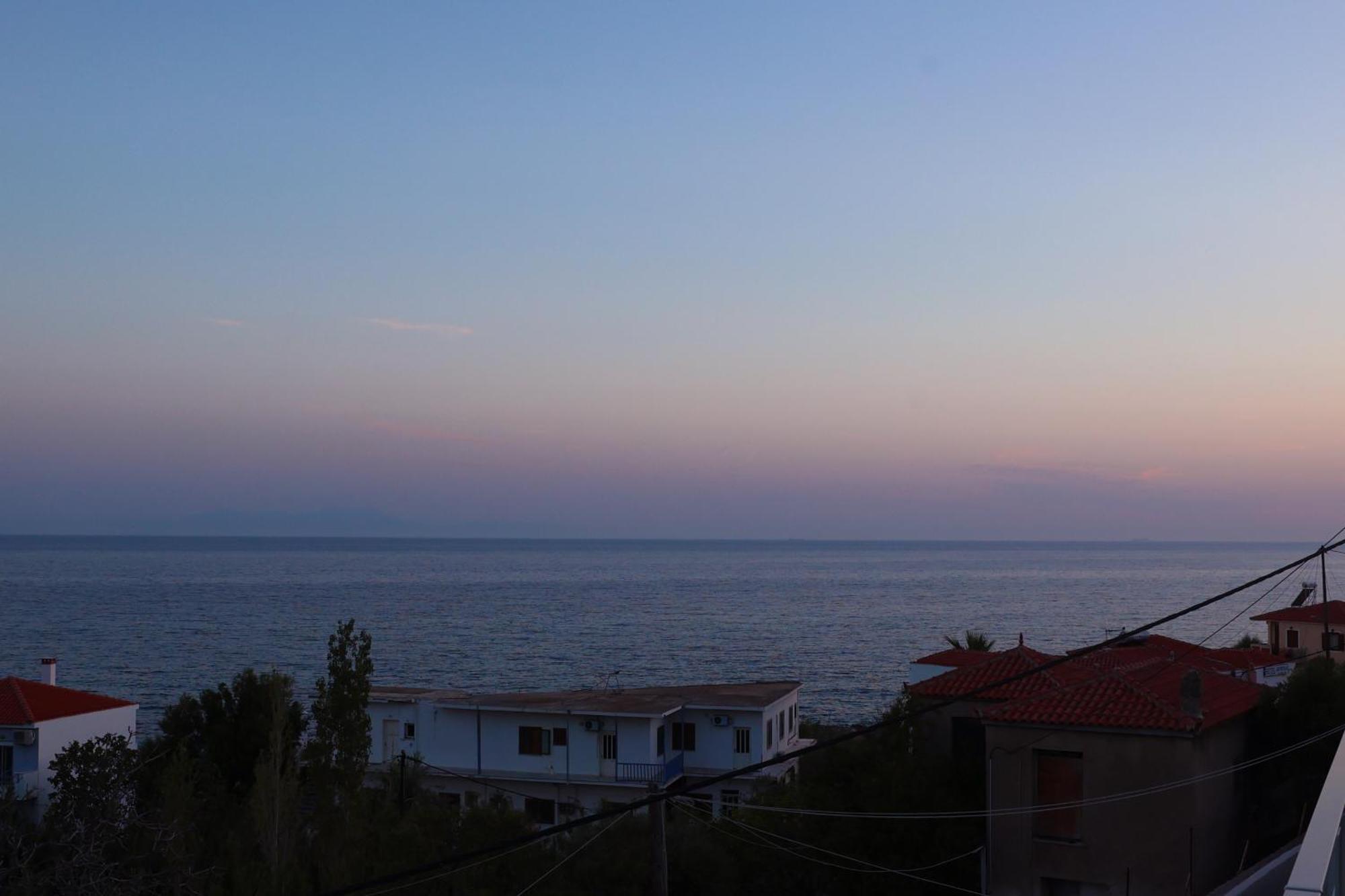 Ocean View Studios And Luxury Rooms Plomari Bagian luar foto
