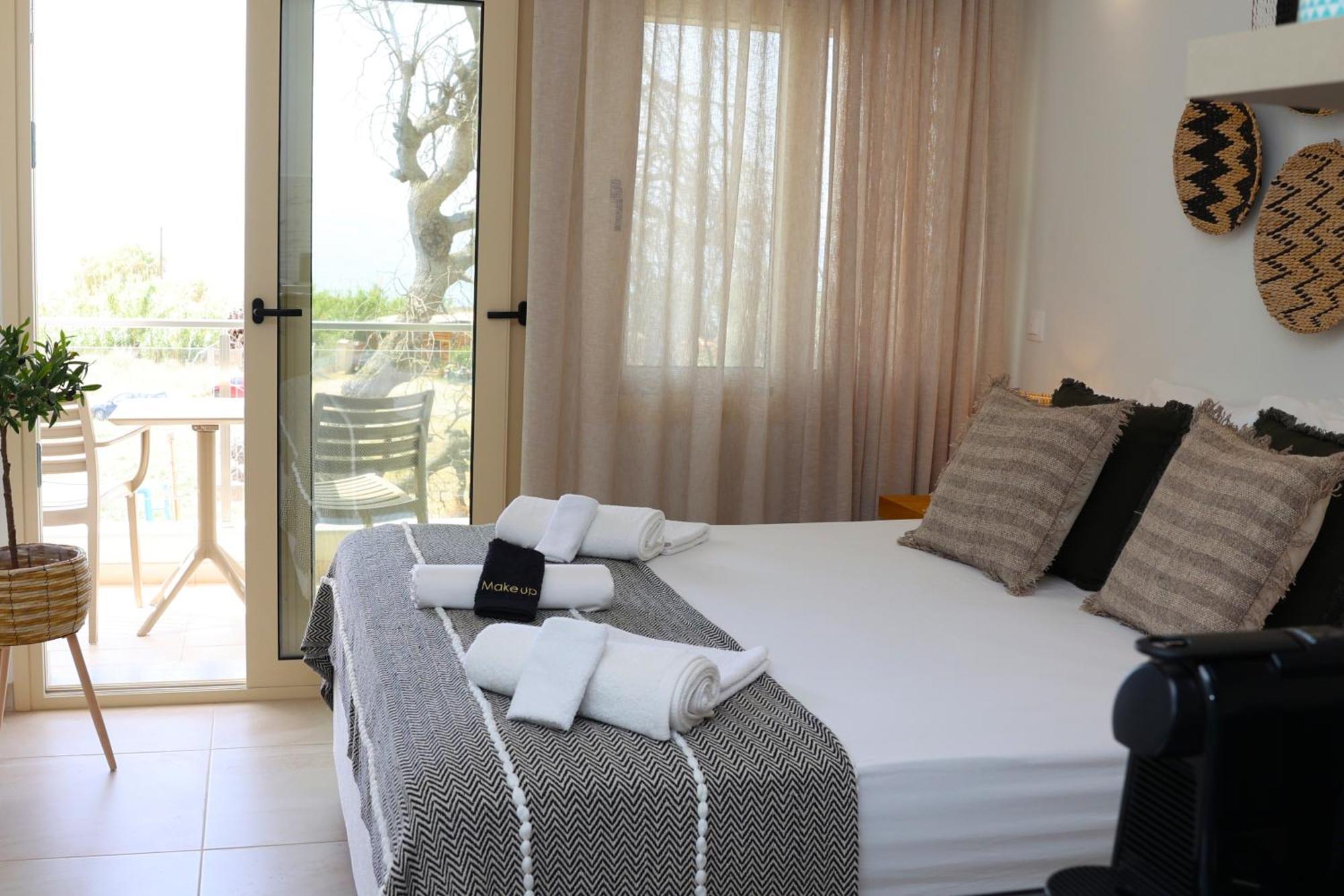 Ocean View Studios And Luxury Rooms Plomari Bagian luar foto