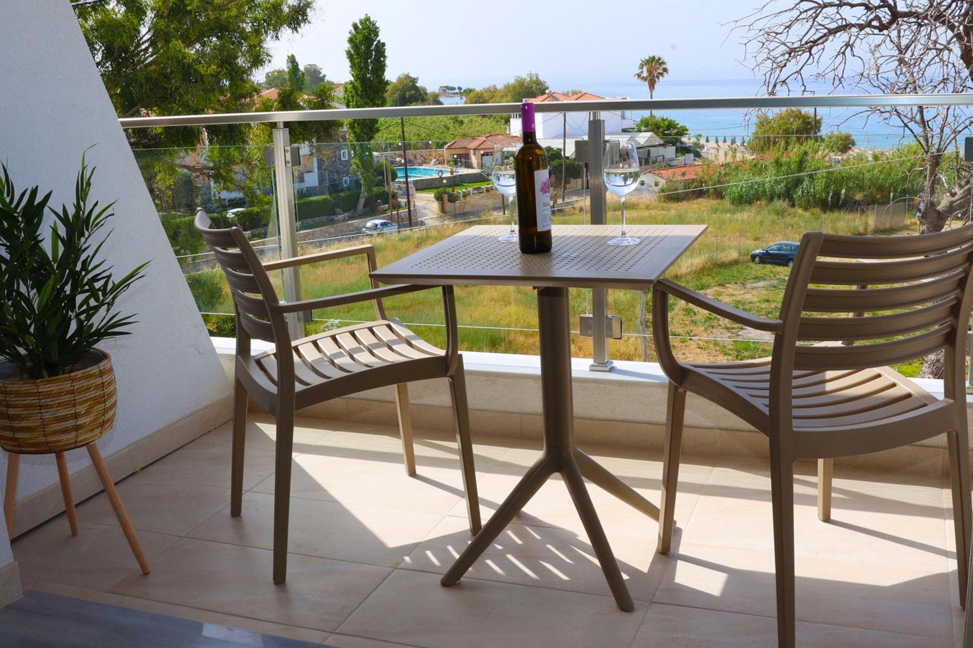 Ocean View Studios And Luxury Rooms Plomari Bagian luar foto
